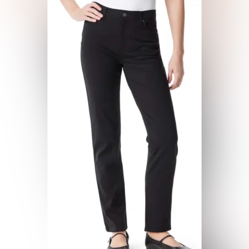 AMANDA by Gloria Vanderbilt Knit Straight Leg Jeans EUC Sz 14